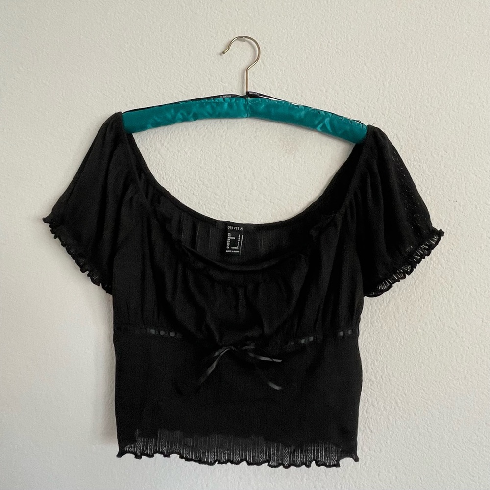 Forever 21 Black Cropped Scoop-Neck Top with Ribbon Tie